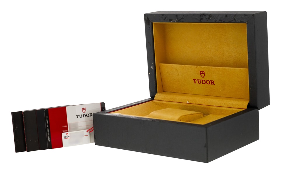 Tudor Black Bay GMT M79830RB-0001